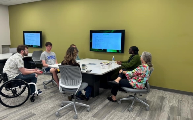 Tutoring session with multiple students